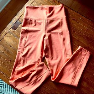 American Eagle Bright Coral Legging